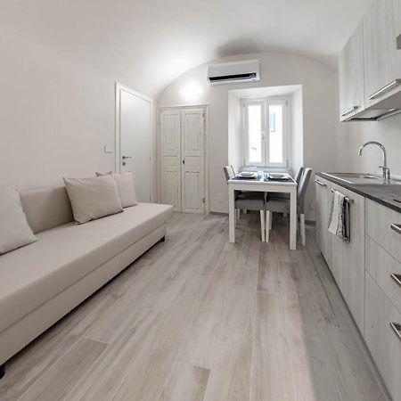 산토스테파노알마레 H11 Piccola Perla A Un Passo Dal Mare 아파트 외부 사진